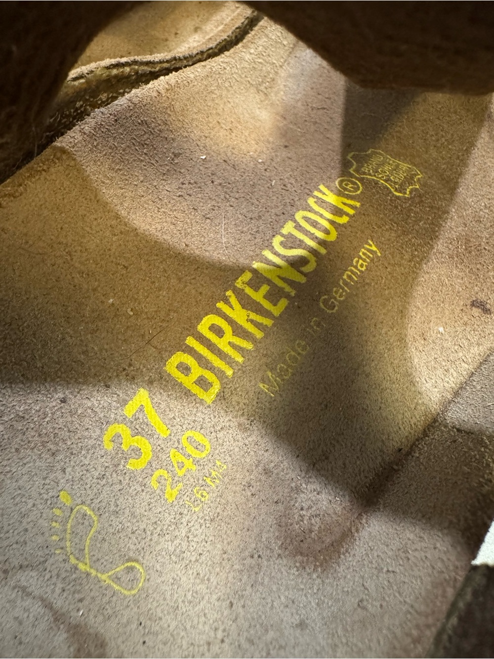 Birkenstock Gizeh Brown Sandals - Picture 5 of 7